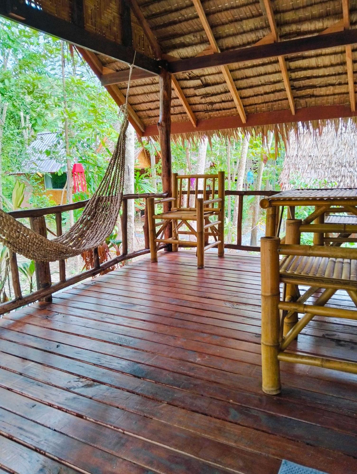 Appartement Dahla Lanta Hut à Ko Lanta Extérieur photo